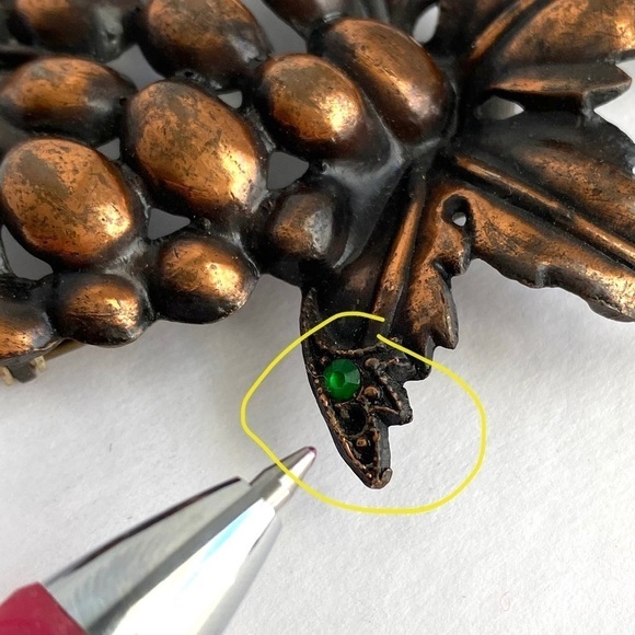 Vintage Grape Cluster Copper Brooch Green Stones - Picture 7 of 8